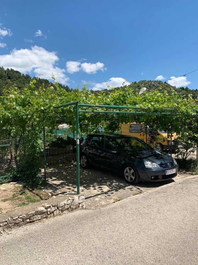 Apartman Mare Blace Zewnętrze zdjęcie